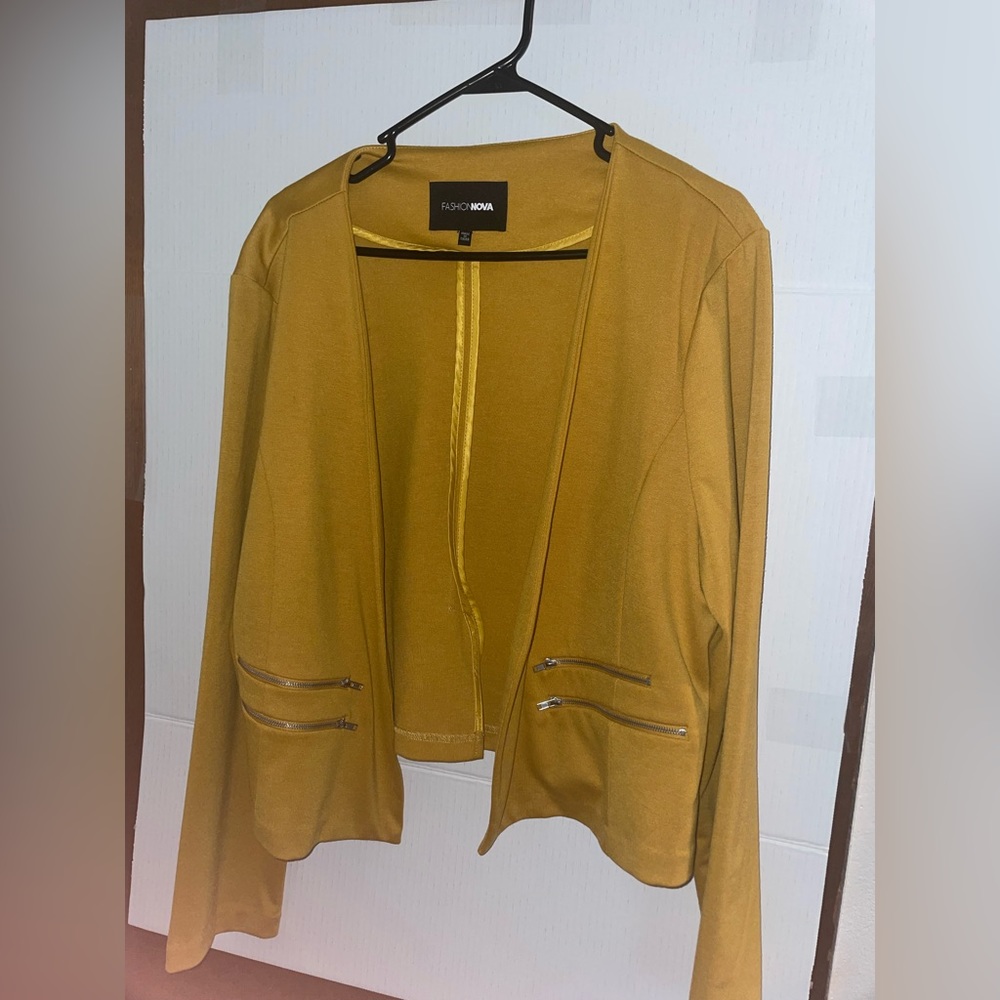 Fashion Nova blazer